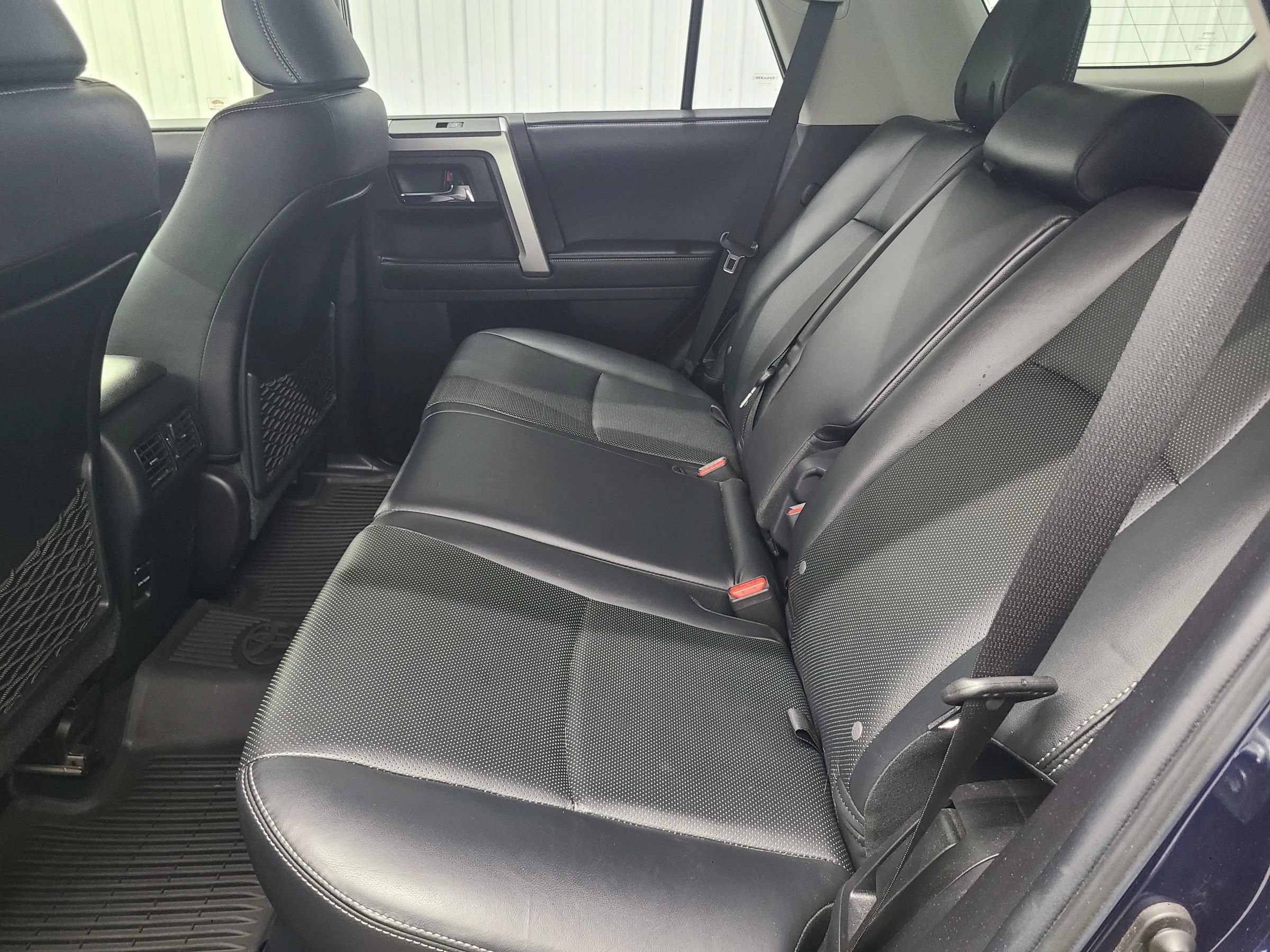 Used 2018 Toyota 4Runner Limited AWD/4WD image 39
