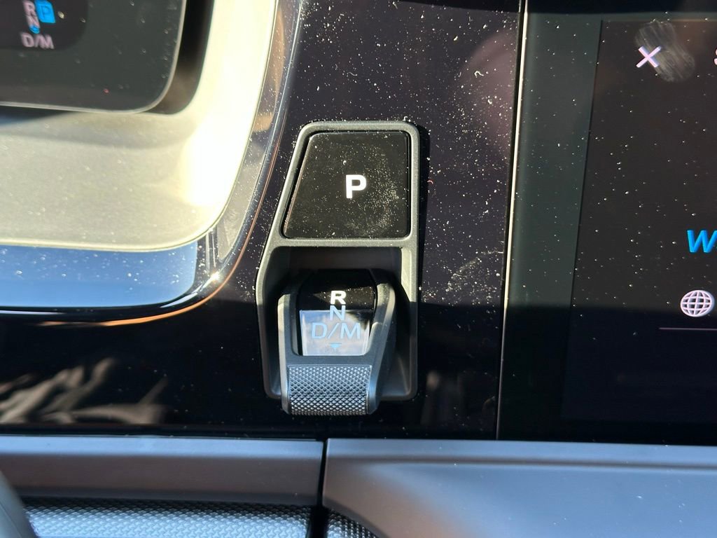 Used 2026 Porsche Panamera image 33