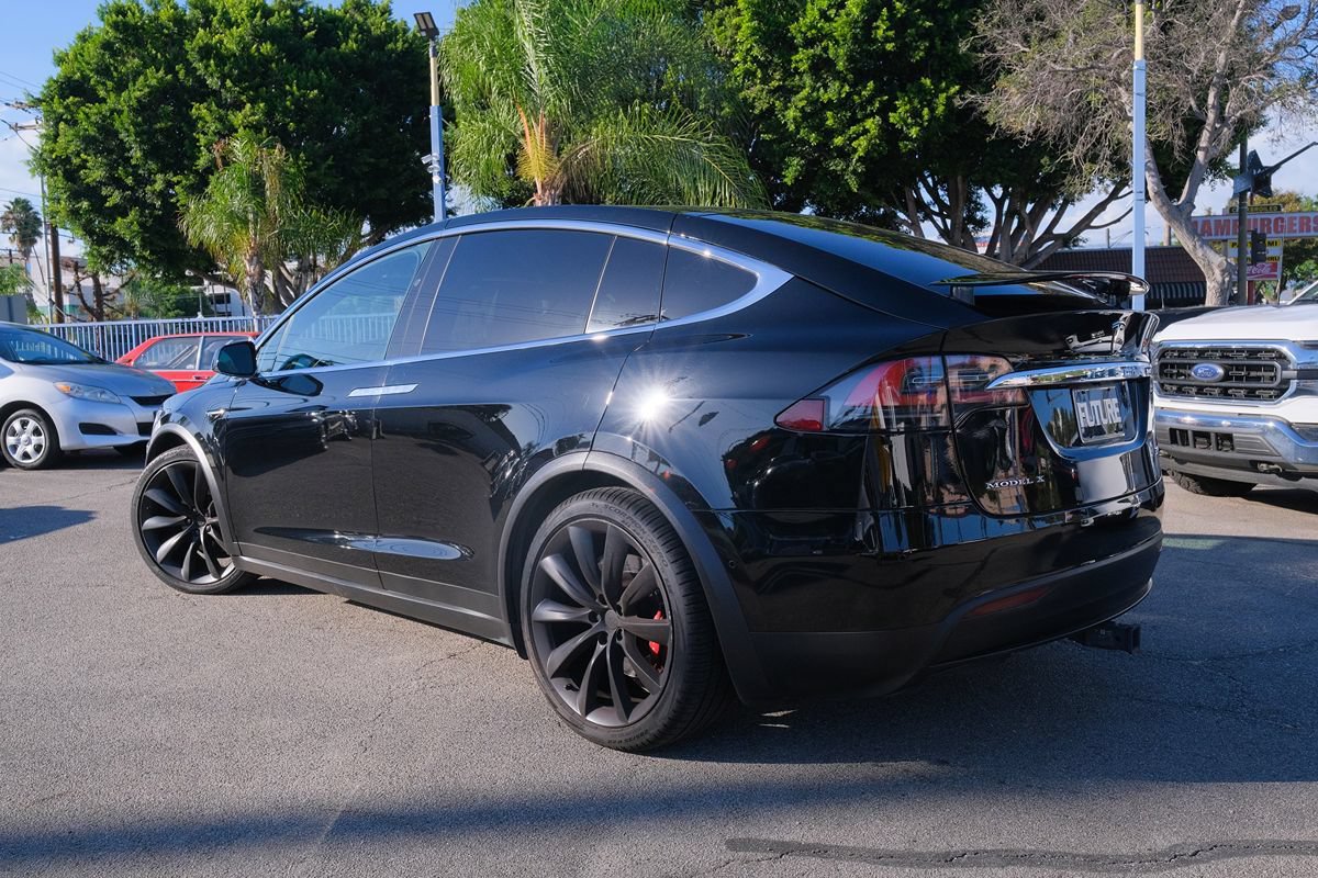 Used 2017 Tesla Model X P100D AWD/4WD image 4