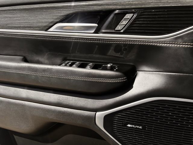 Used 2022 Jeep Wagoneer Series II image 20