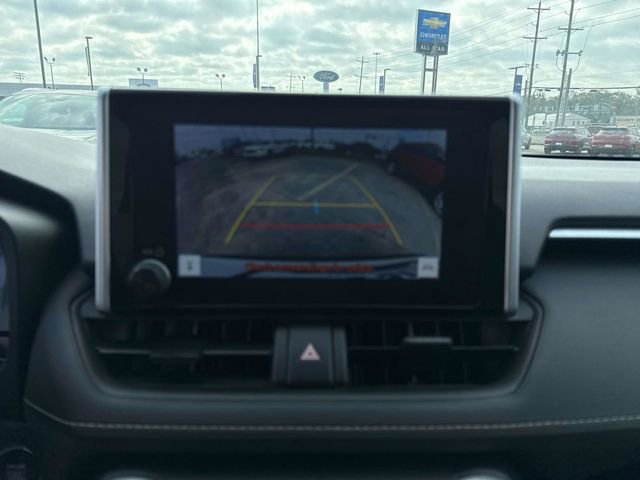 Used 2024 Toyota RAV4 XLE image 31