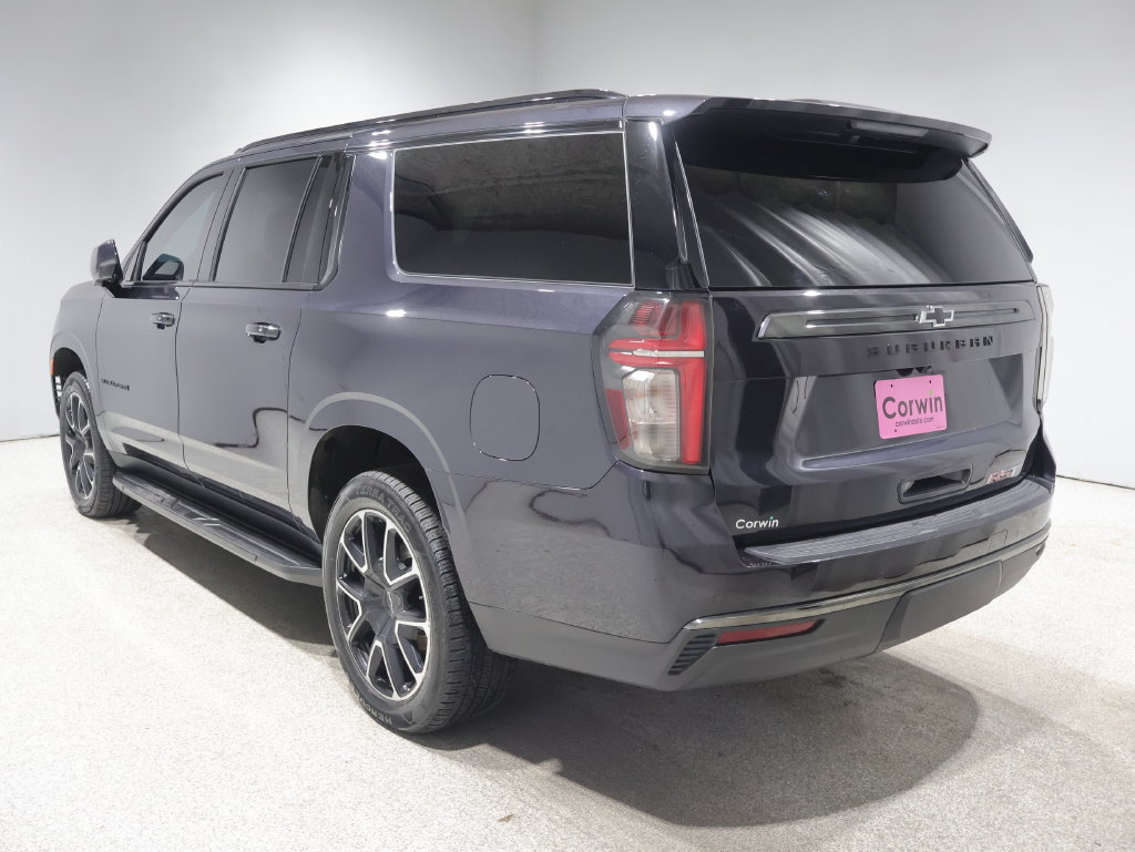 Used 2022 Chevrolet Suburban RST w/ Luxury Package AWD/4WD image 6