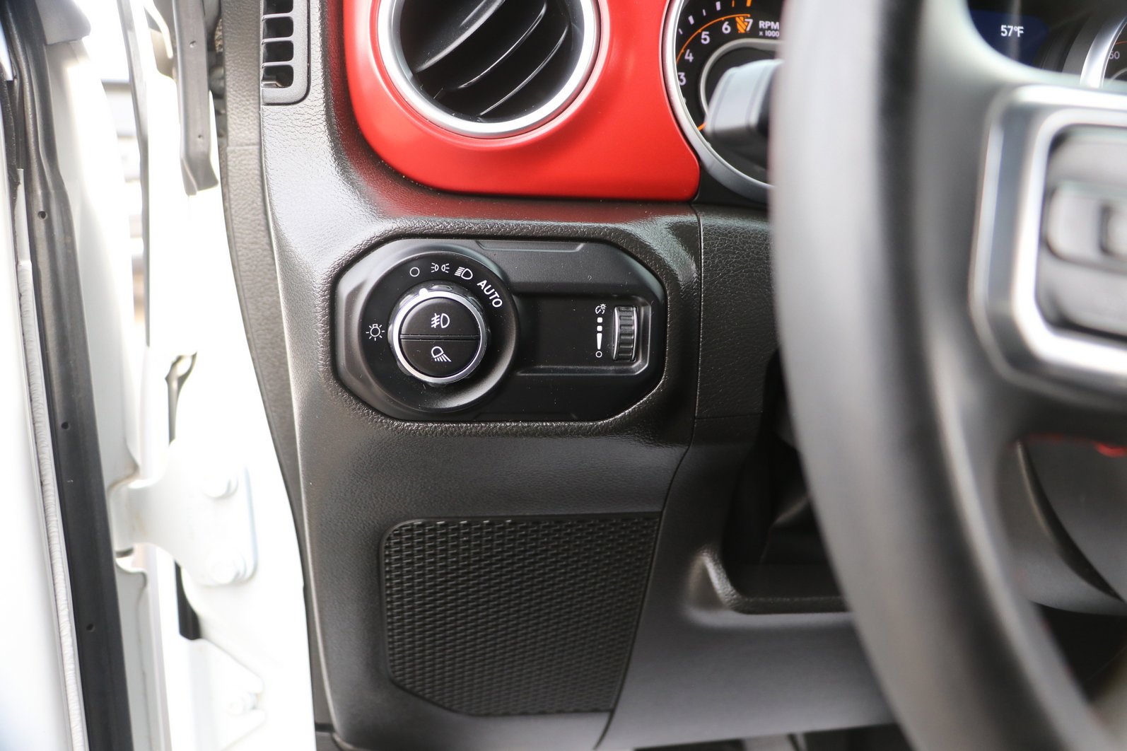 Used 2023 Jeep Gladiator Rubicon w/ Trailer Tow Package image 11