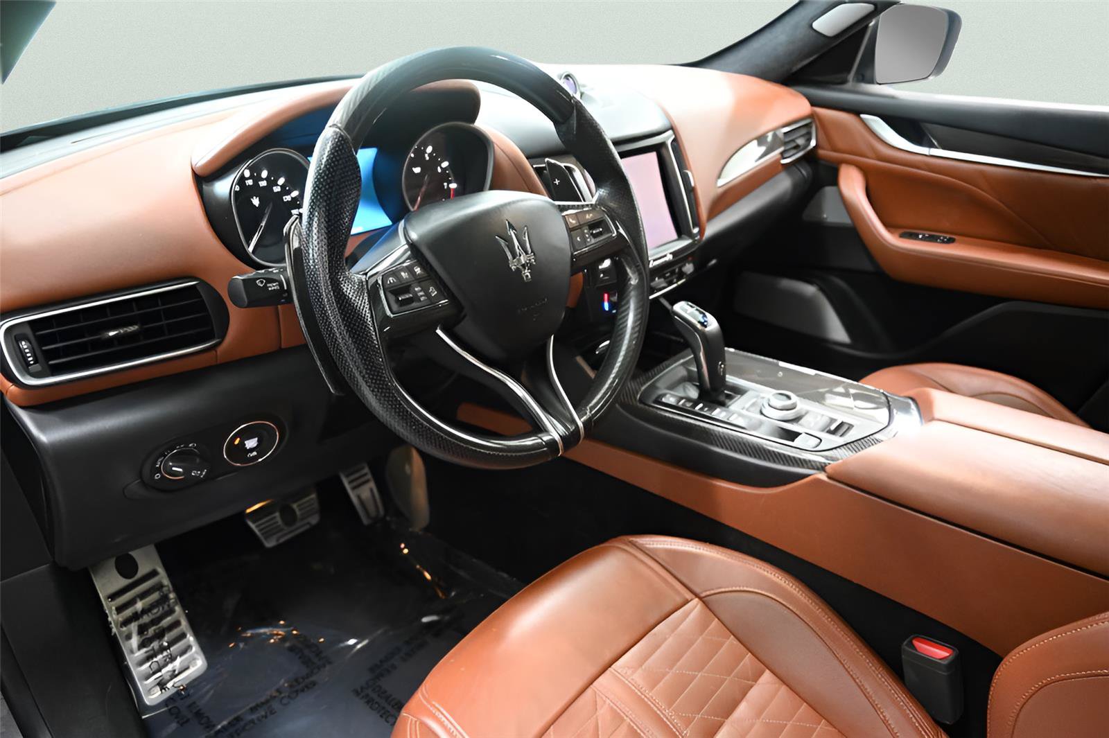 Used 2019 Maserati Levante GTS AWD/4WD image 9