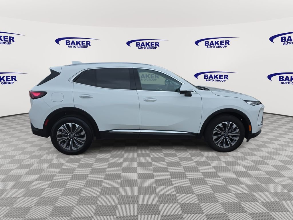 Used 2025 Buick Envision Preferred image 4