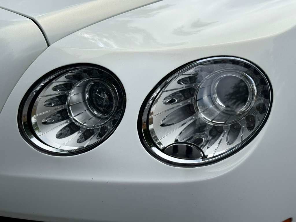 Used 2015 Bentley Flying Spur W12 AWD/4WD image 14