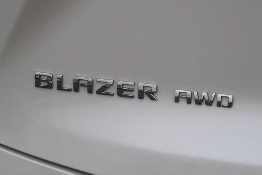 Used 2022 Chevrolet Blazer LT image 47