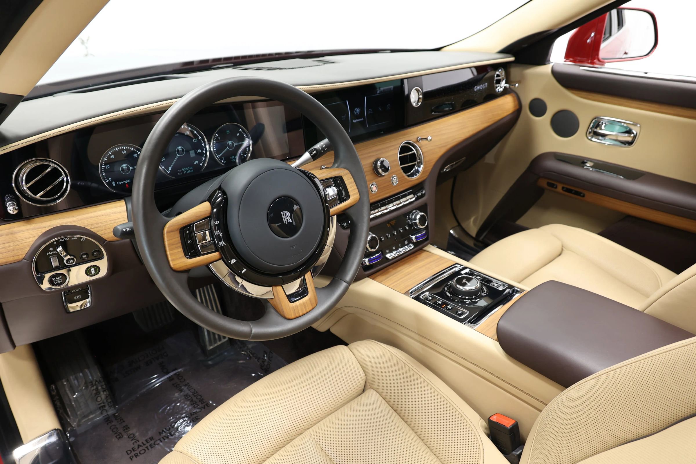 Used 2022 Rolls-Royce Ghost w/ Ghost Package image 2