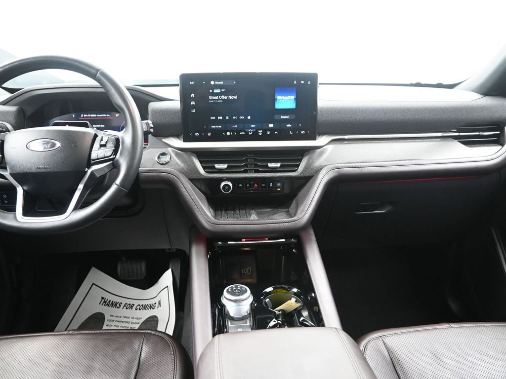 Used 2025 Ford Explorer Platinum w/ LUX Leather Package image 35