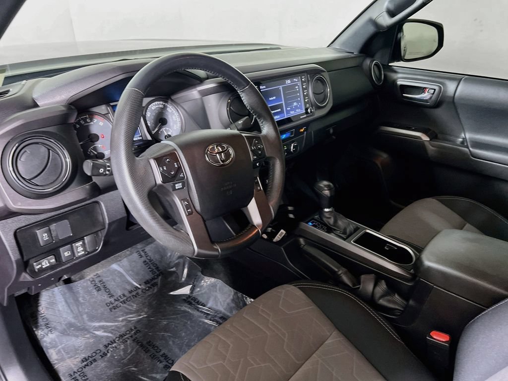 Certified 2022 Toyota Tacoma TRD Off-Road w/ Technology Package RWD image 9