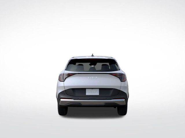 Used 2026 Kia Sportage EX FWD image 5