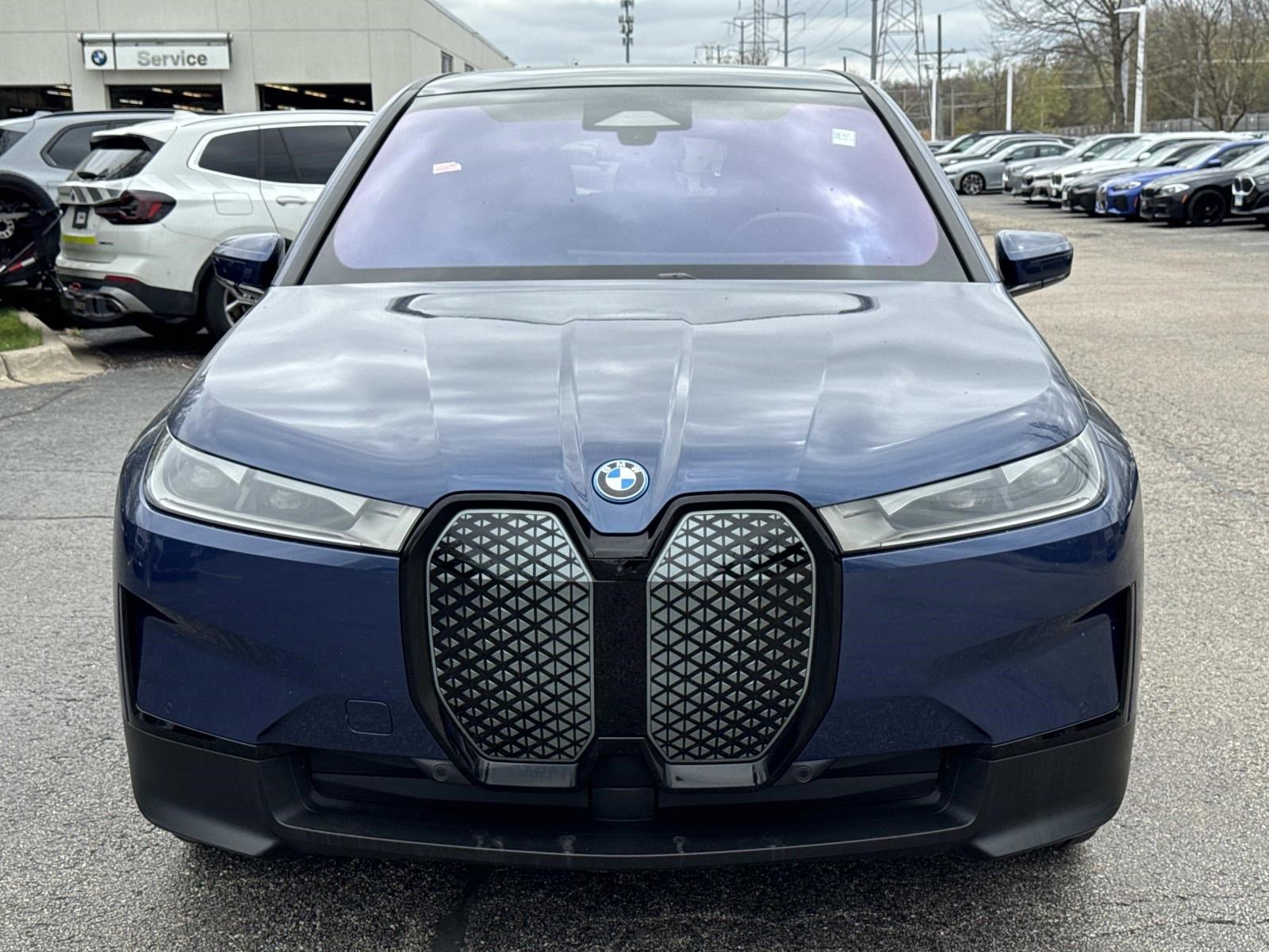 Certified 2022 BMW iX xDrive50 w/ Premium Package image 2