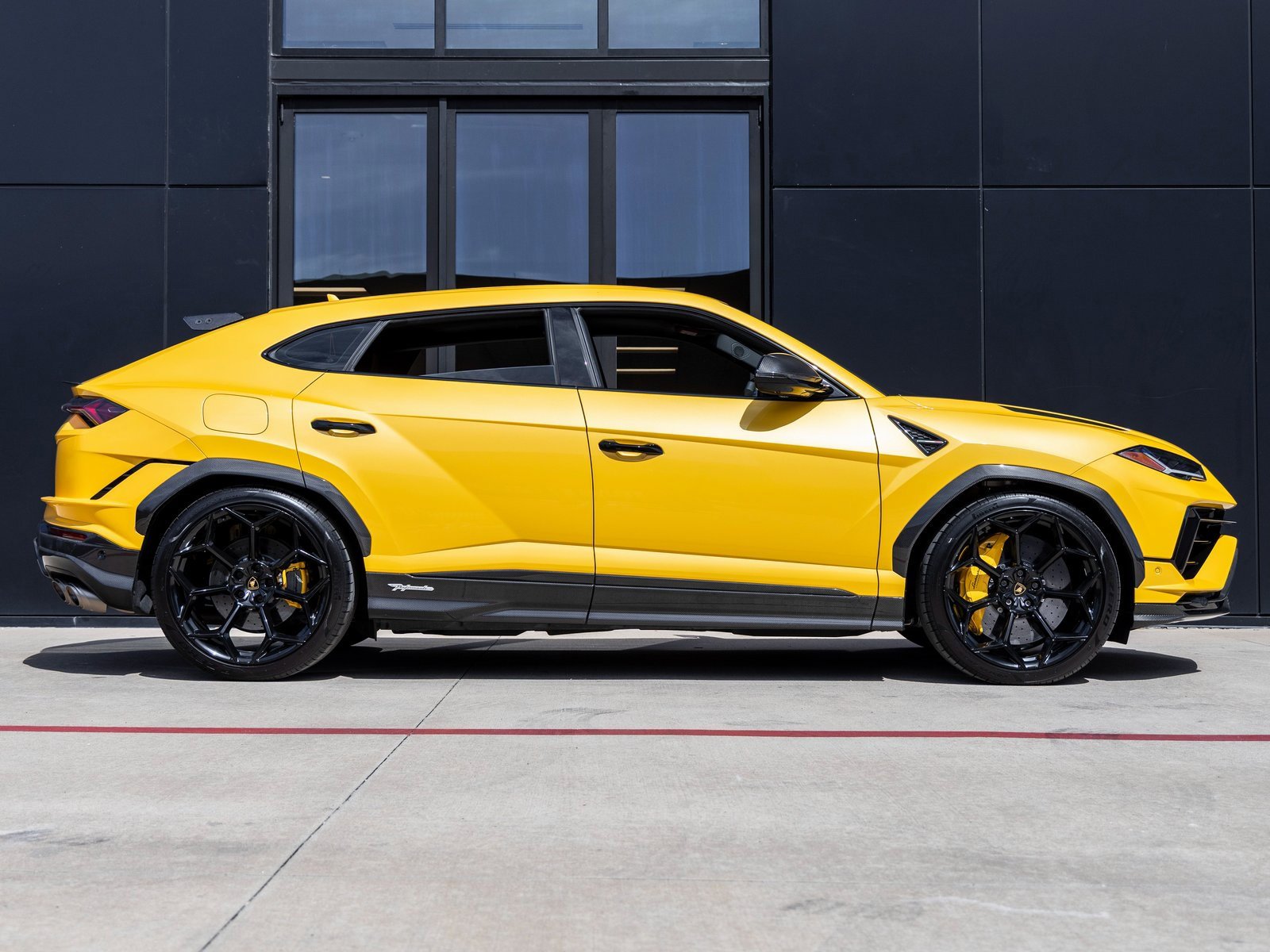 Used 2024 Lamborghini Urus Performante image 10