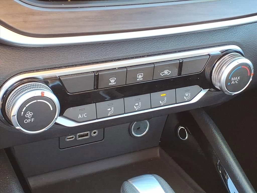 Used 2024 Nissan Altima 2.5 SV image 24