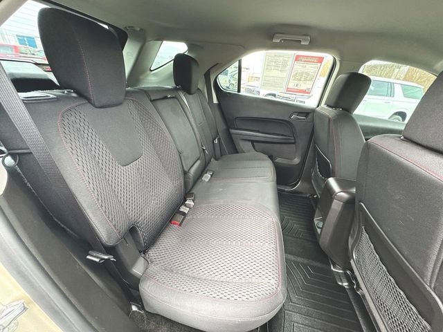 Used 2015 Chevrolet Equinox LS image 23