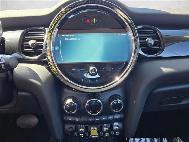 Used 2024 MINI Cooper SE image 10