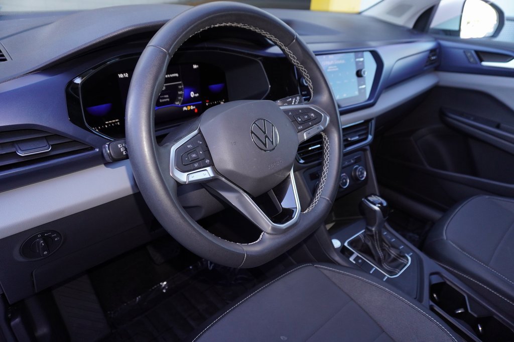 Used 2022 Volkswagen Taos SE image 11