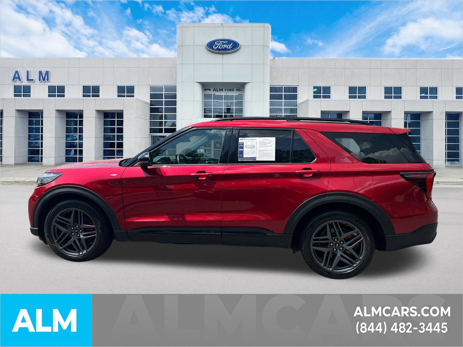 Used 2025 Ford Explorer ST-Line w/ Premium Package RWD image 9