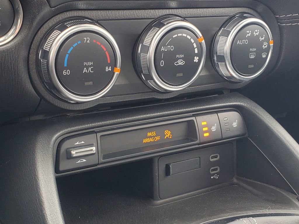 Used 2025 MAZDA MX-5 Miata RF Grand Touring image 20