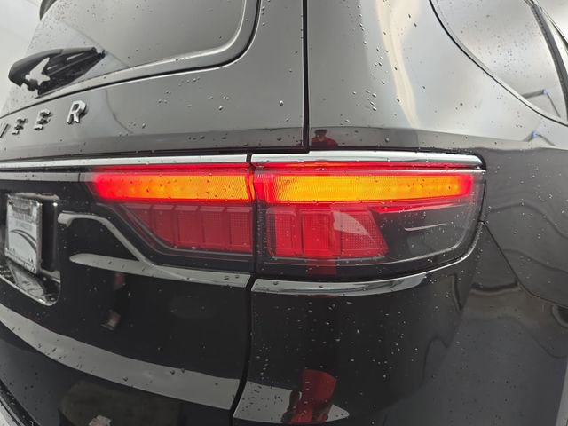 Used 2024 Jeep Wagoneer Series II w/ Flexible Seating Group image 19