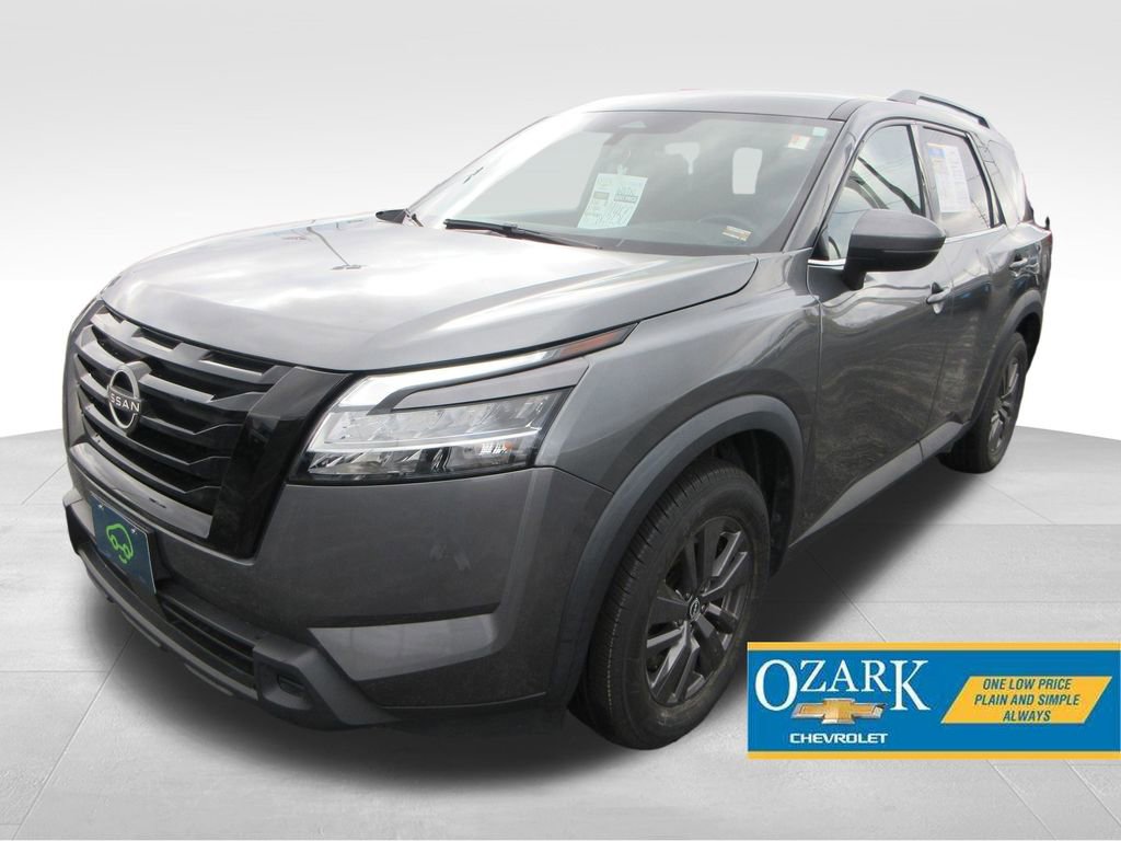 Used 2022 Nissan Pathfinder SV