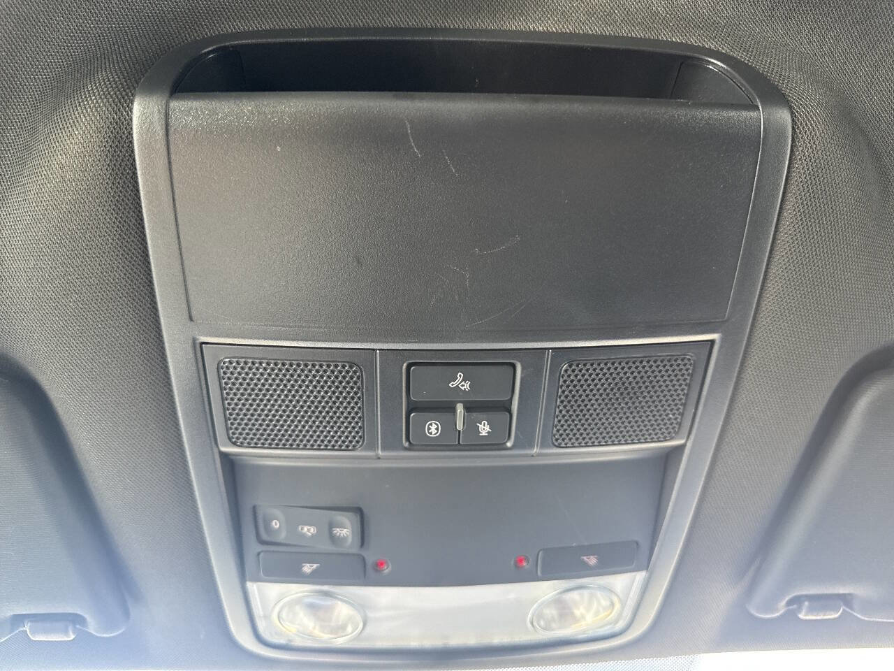 Used 2013 Volkswagen Beetle 2.5 image 39