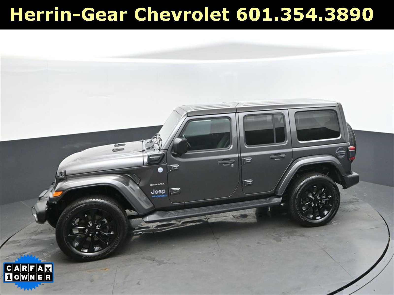 Used 2021 Jeep Wrangler Unlimited Sahara w/ Cold Weather Group image 35