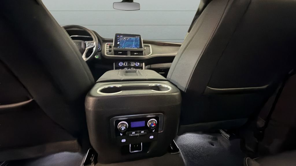 Used 2022 Chevrolet Tahoe Z71 w/ Luxury Package image 28