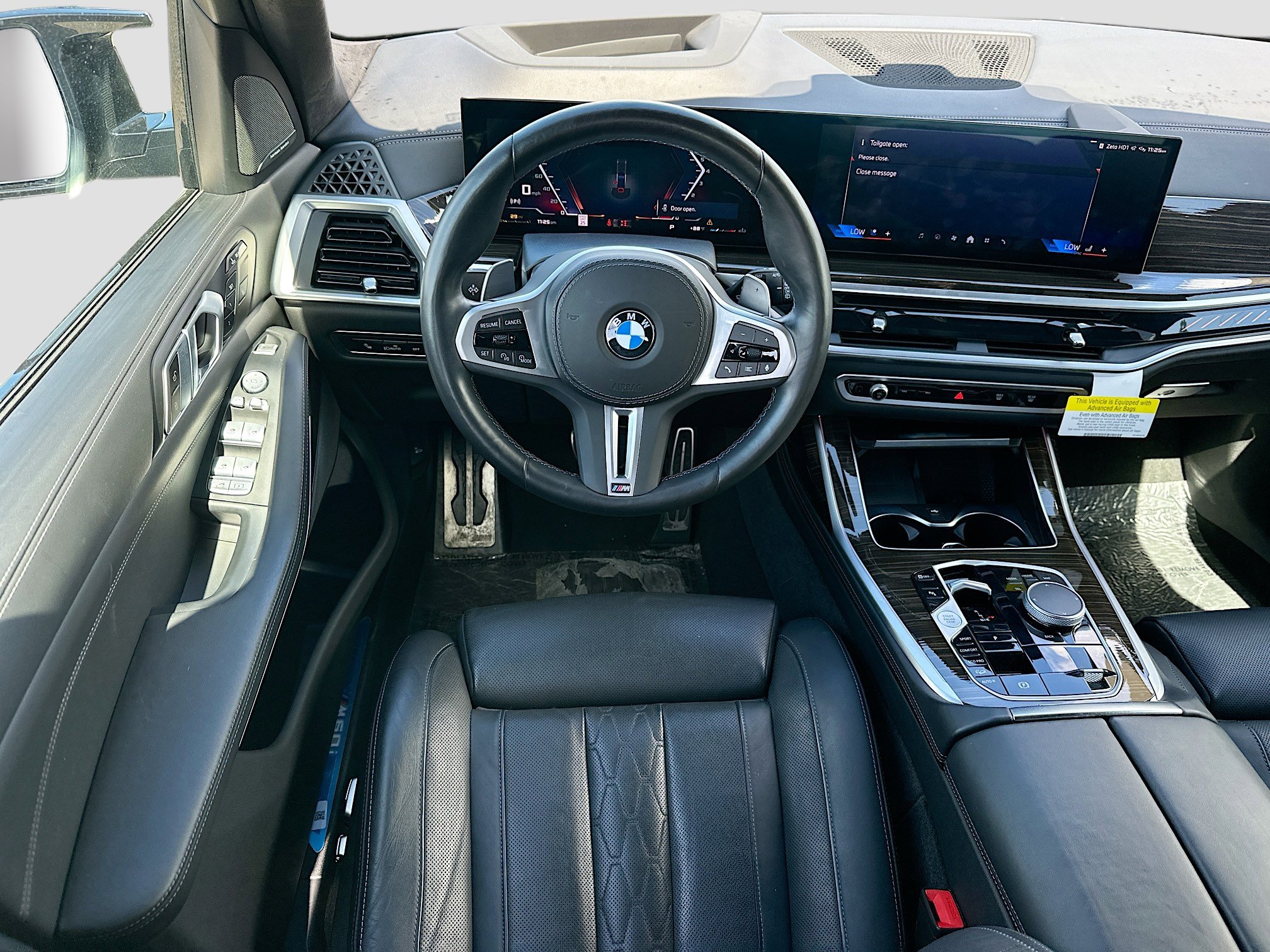New 2025 BMW X7 M60i AWD/4WD image 17
