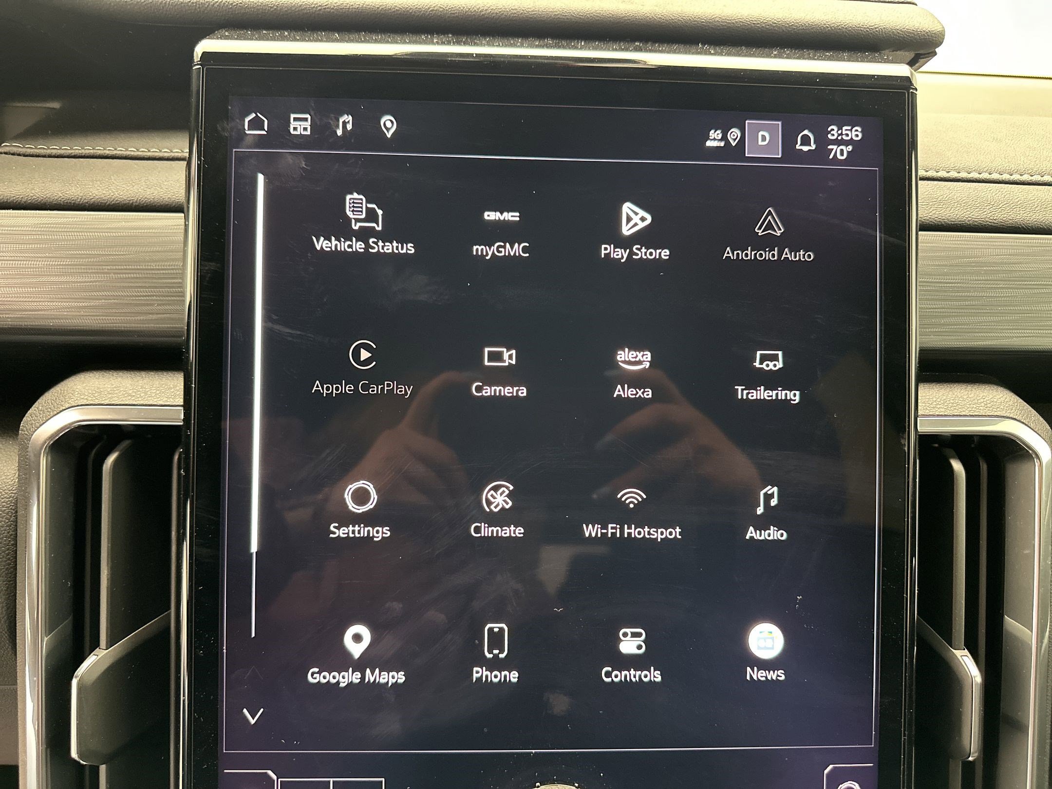 Used 2025 GMC Acadia Elevation w/ Elevation Premium Package image 22