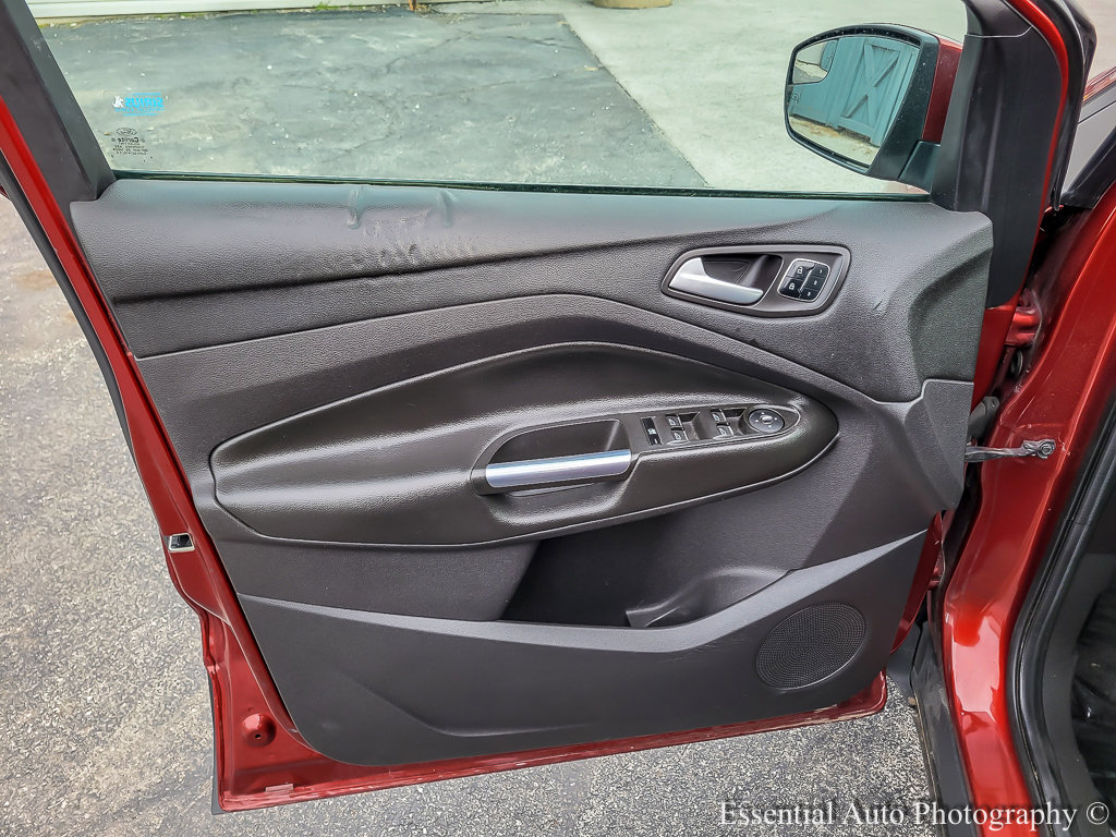 Used 2014 Ford Escape Titanium image 23