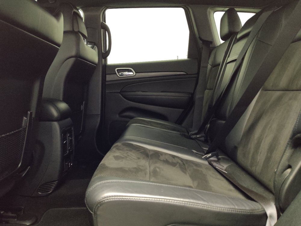 Used 2020 Jeep Grand Cherokee Altitude RWD image 18
