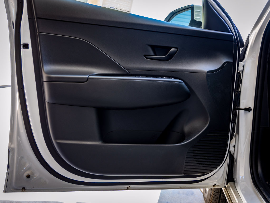 New 2025 Hyundai Kona SEL FWD image 14