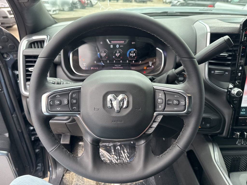 New 2026 RAM 2500 Laramie AWD/4WD image 10