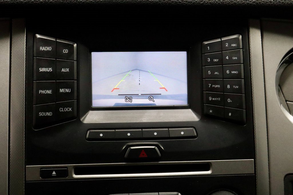 Used 2017 Ford Expedition XLT image 2