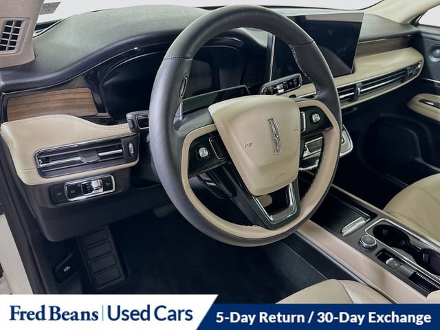 Certified 2025 Lincoln Corsair Reserve w/ Equipment Group 202A image 11