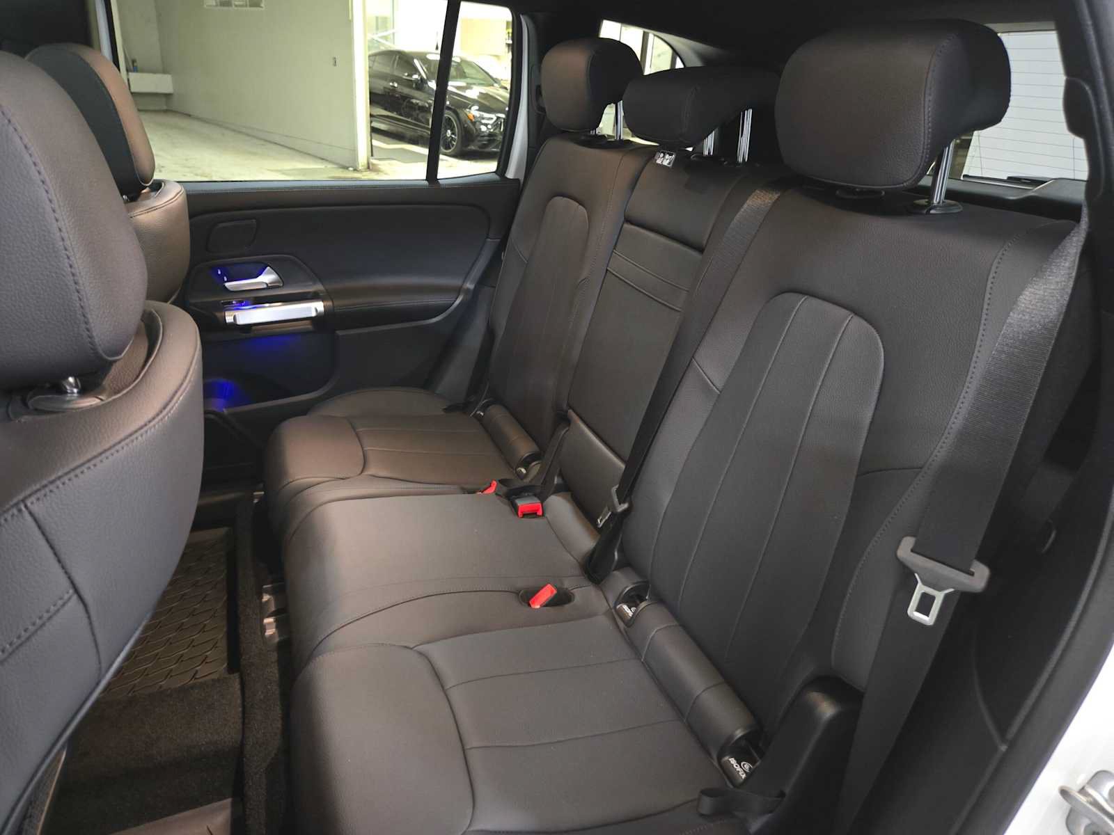 New 2026 Mercedes-Benz GLB 250 4MATIC image 17