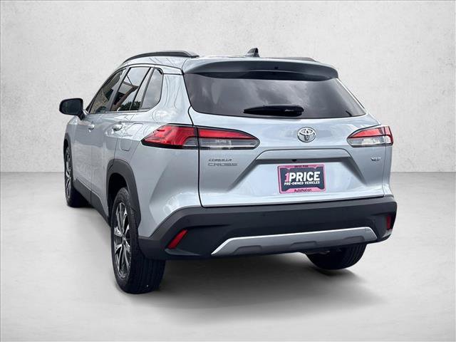 Certified 2025 Toyota Corolla Cross XLE FWD image 7