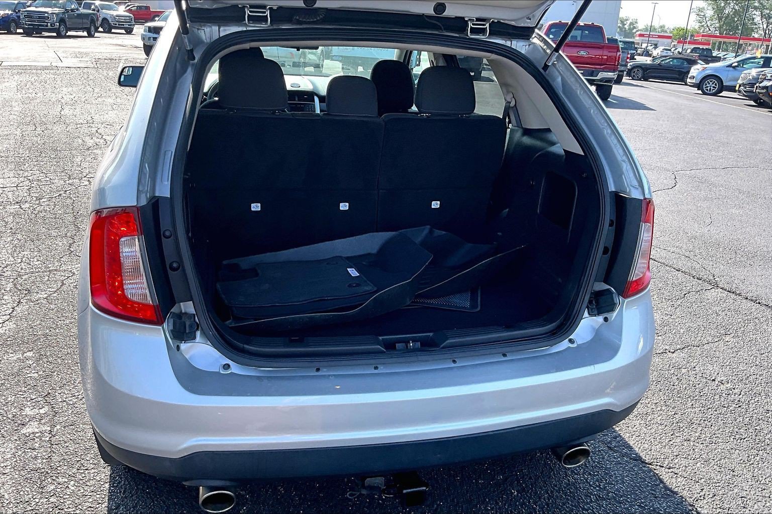 Used 2011 Ford Edge SE FWD image 18