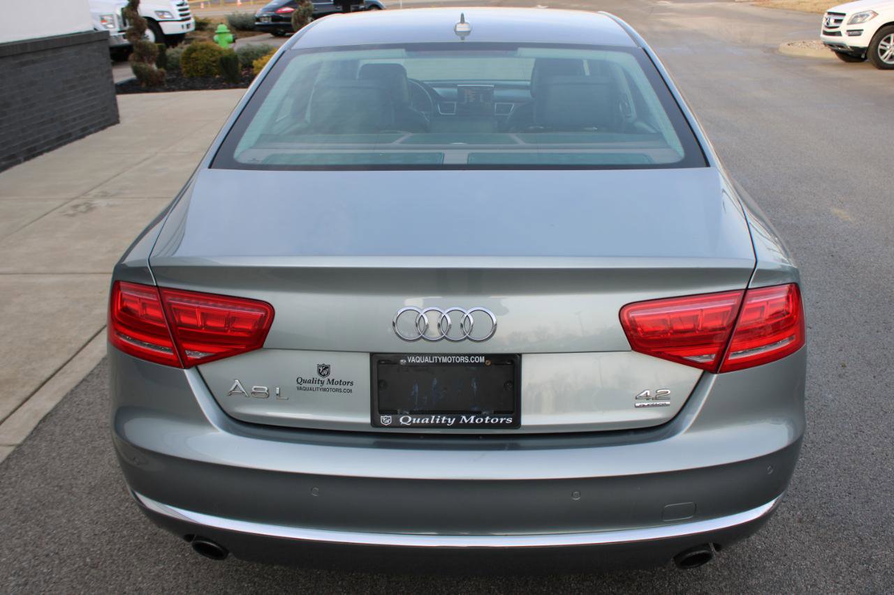 Used 2011 Audi A8 L 4.2 image 5