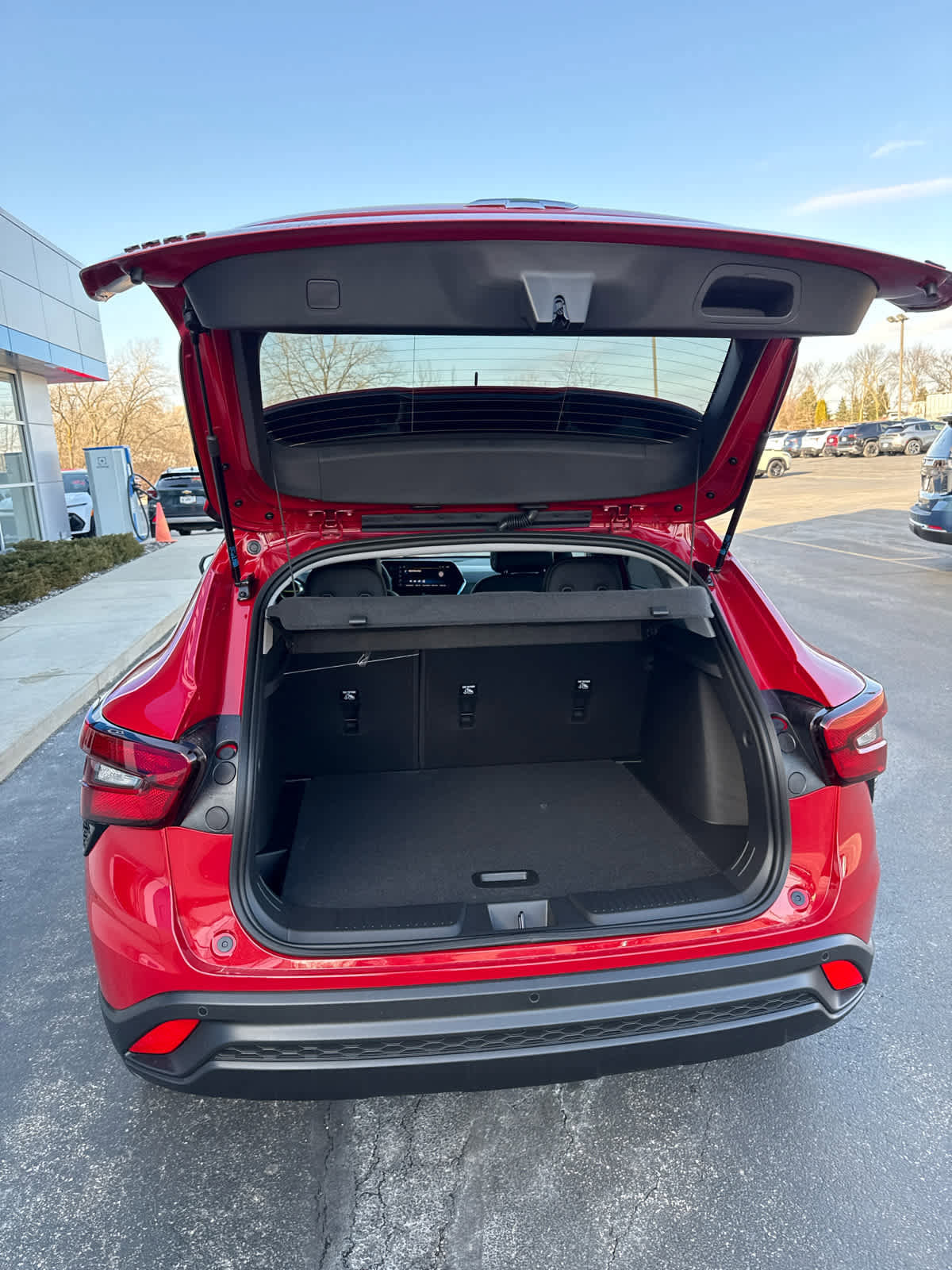 New 2026 Chevrolet Trax LT w/ Driver Confidence Package image 9