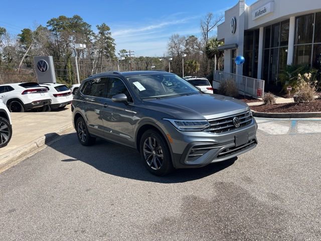 Used 2023 Volkswagen Tiguan SE