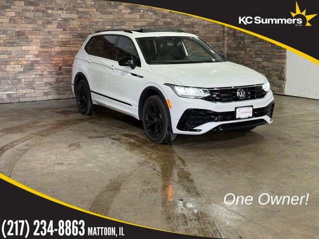 Used 2024 Volkswagen Tiguan SE R-Line image 1