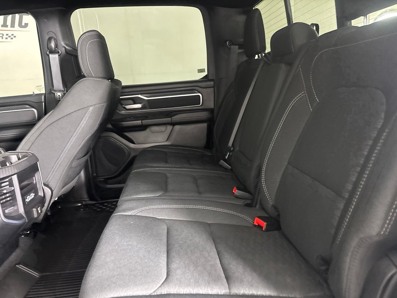 Used 2025 RAM 1500 Big Horn AWD/4WD image 24