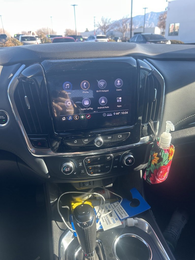 Used 2020 Chevrolet Traverse LT w/ Driver Confidence II Package image 6