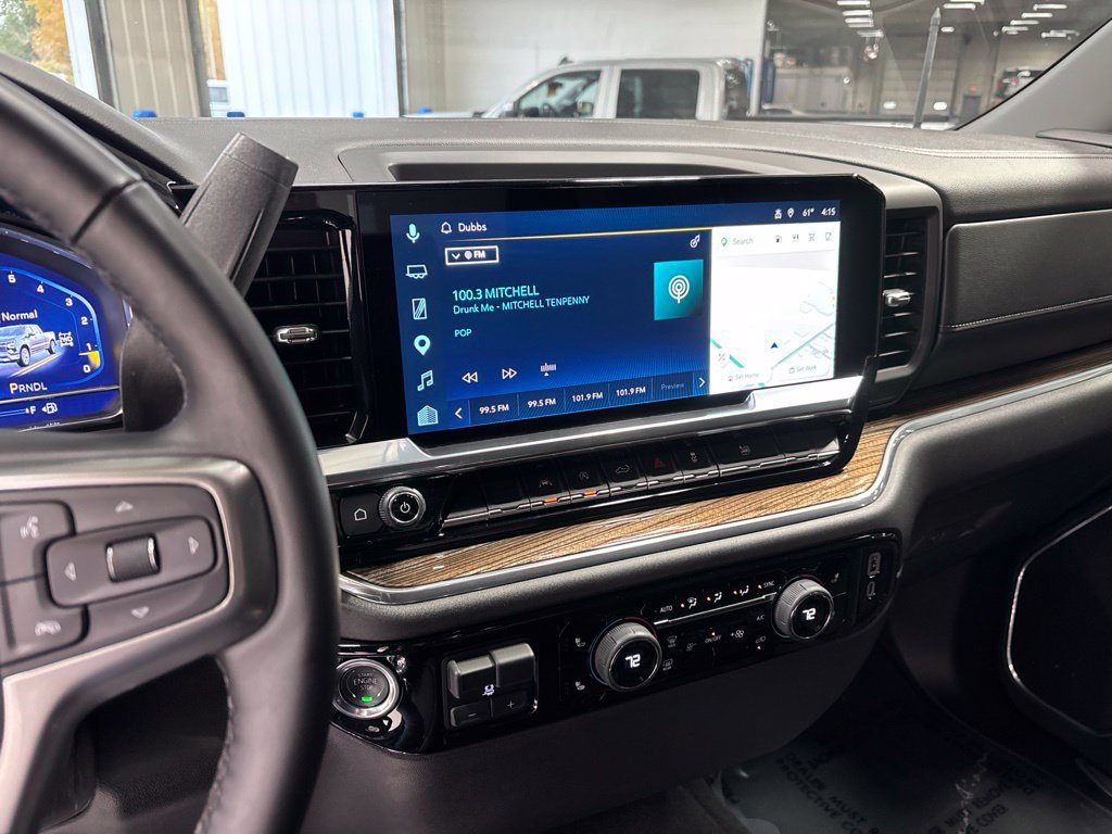 Used 2025 Chevrolet Silverado 1500 LT AWD/4WD image 16