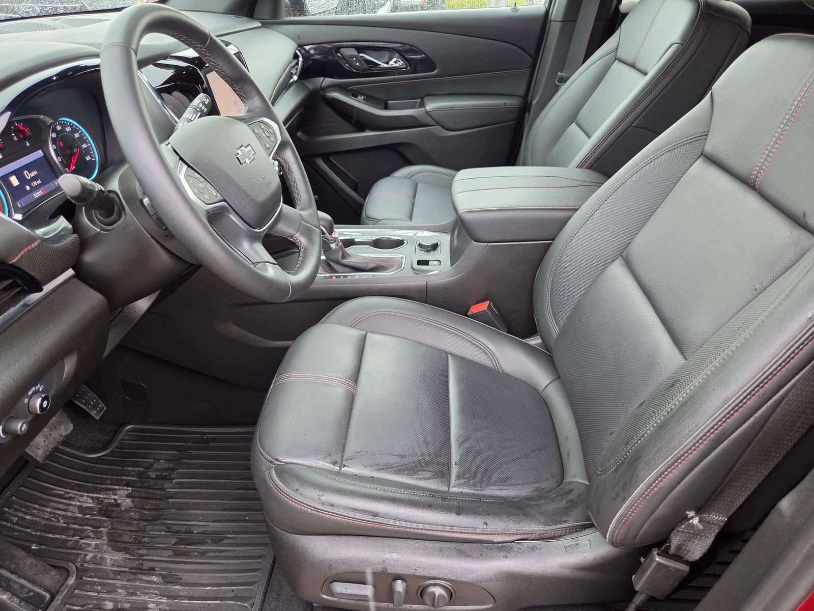 Used 2023 Chevrolet Traverse RS AWD/4WD image 14
