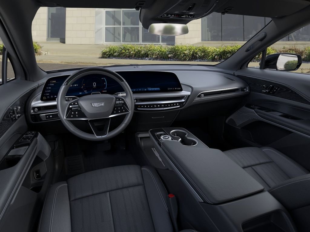 New 2026 Cadillac Lyriq Luxury w/ LPO, Floor Liner Package AWD/4WD image 15