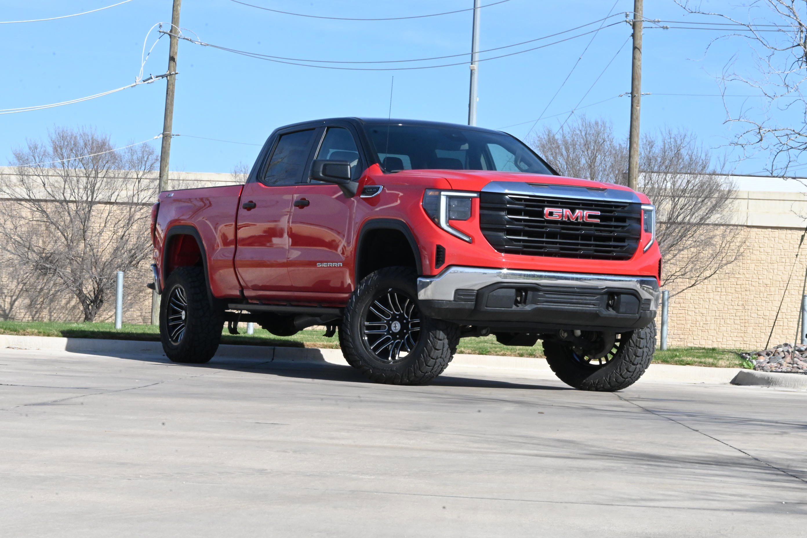 Used 2023 GMC Sierra 1500 Pro w/ Pro Value Package image 2