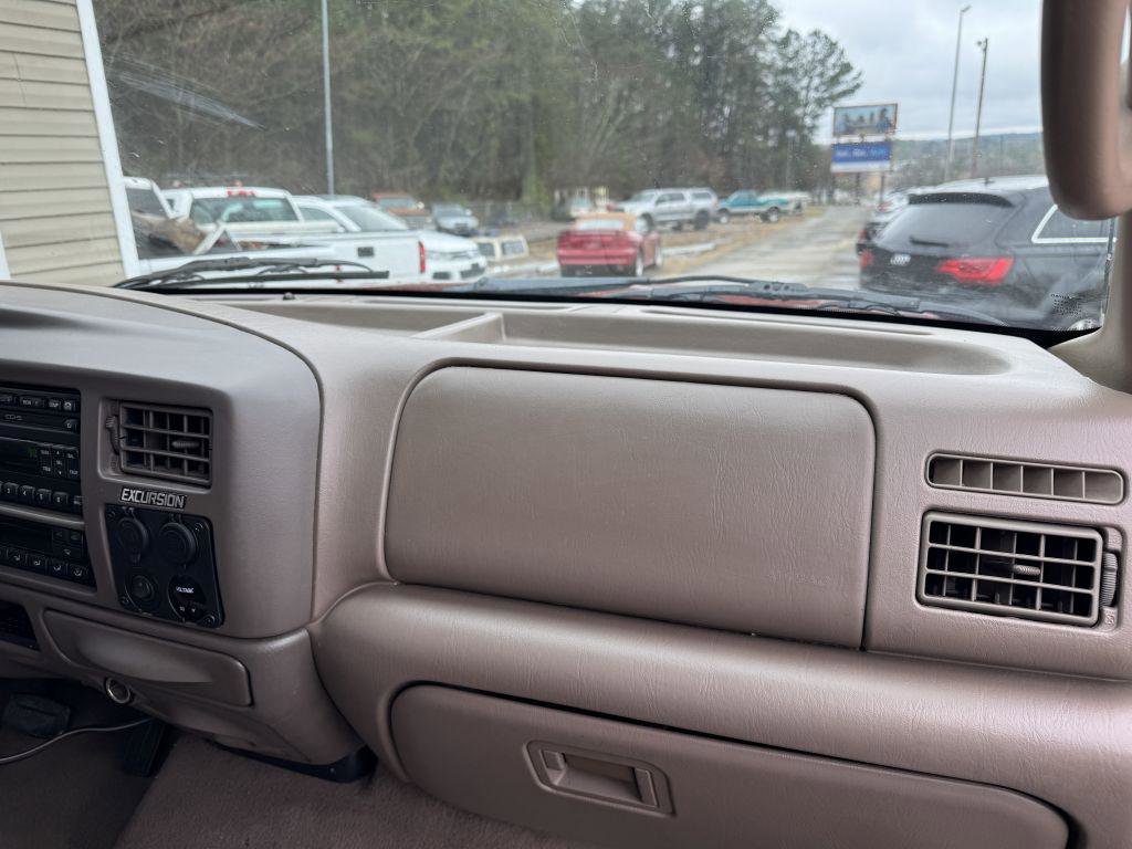 Used 2002 Ford Excursion Limited image 18